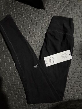 ALO Yoga Black Ribbed High-Waist Leggings